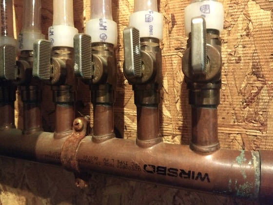 copper manifold with uponor pex tubing